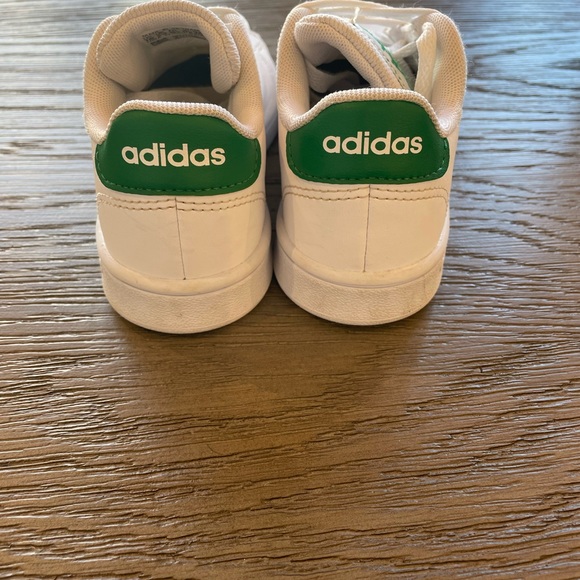 Kids Adidas Sam Smith - Picture 3 of 3